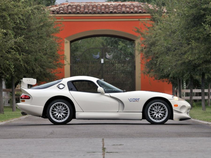  Dodge Viper GTS-R GT2 Championship Edition 1998 года  (фото 7 из 16)